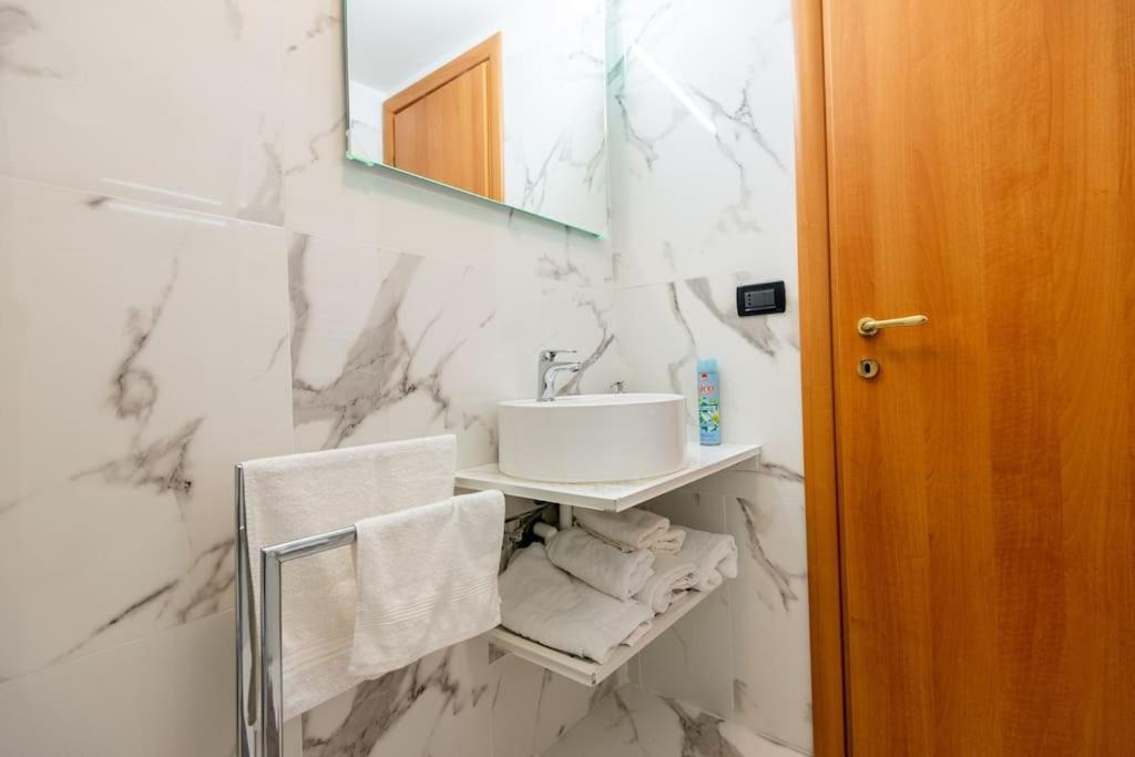 Appartamento Confortevole Gênes Extérieur photo