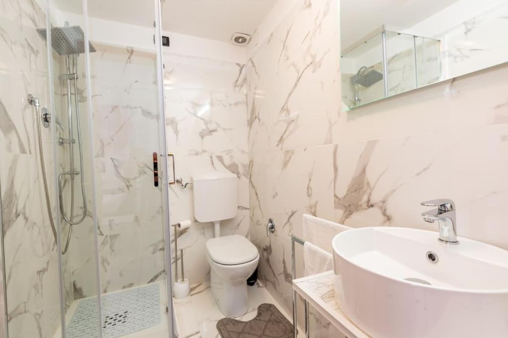 Appartamento Confortevole Gênes Extérieur photo